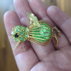 Joseph Warner vintage gold tone rhinestone duck bird brooch pin